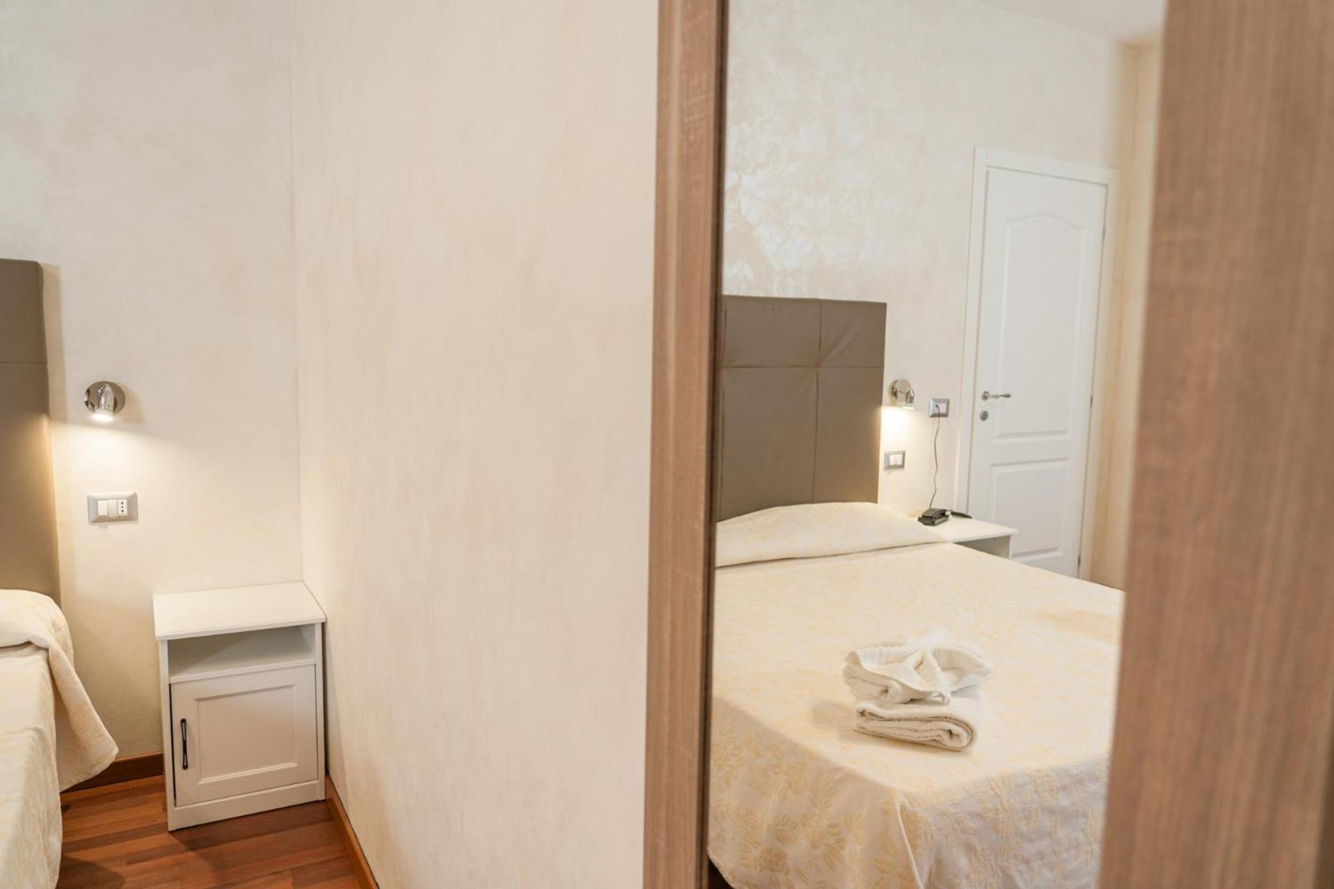 Hotel Cristallo Paestum Capaccio Esterno foto